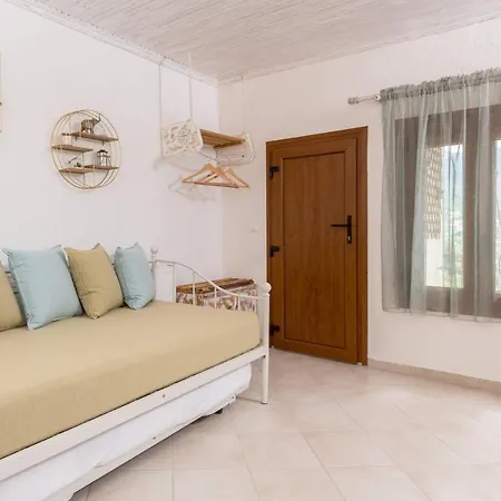 Rose Holiday home *